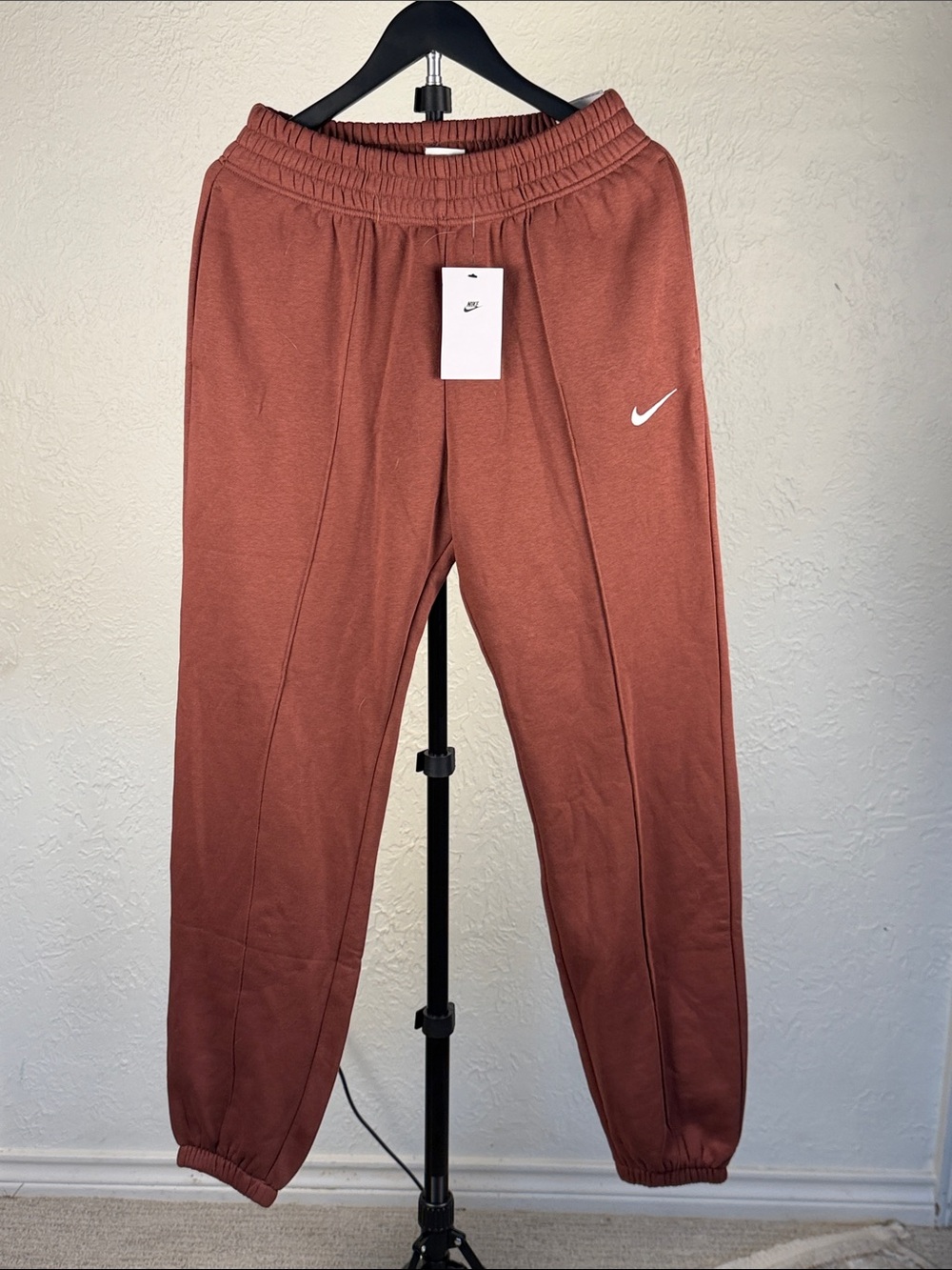 Nike Loose Fit Mid-Rise Joggers size XS NWT
